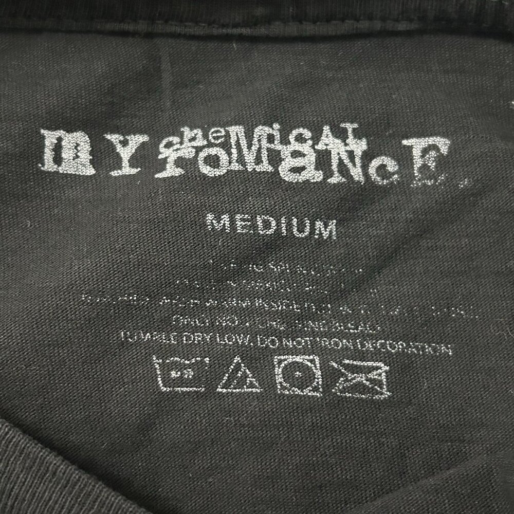 Vintage 2005 My Chemical Romance Shirt Size Medium Unisex T-Shirt short Sleeve - Picture 3 of 15